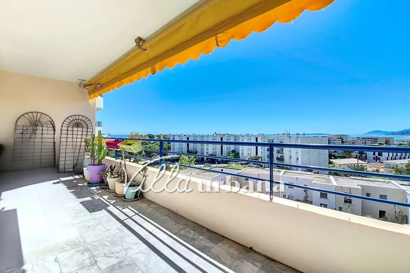 appartement  3 pièces  Juan-les-Pins   66 m² -   