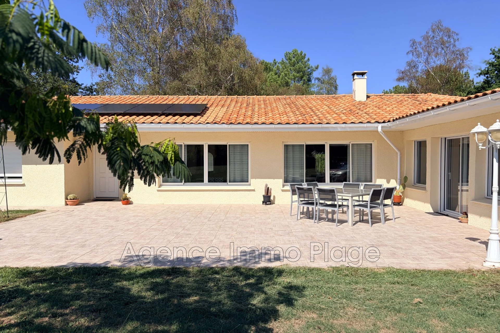 Maison 4 pièces 223 m² · à Saint-Vivien-de-Médoc · 223 m² · 349 800 €