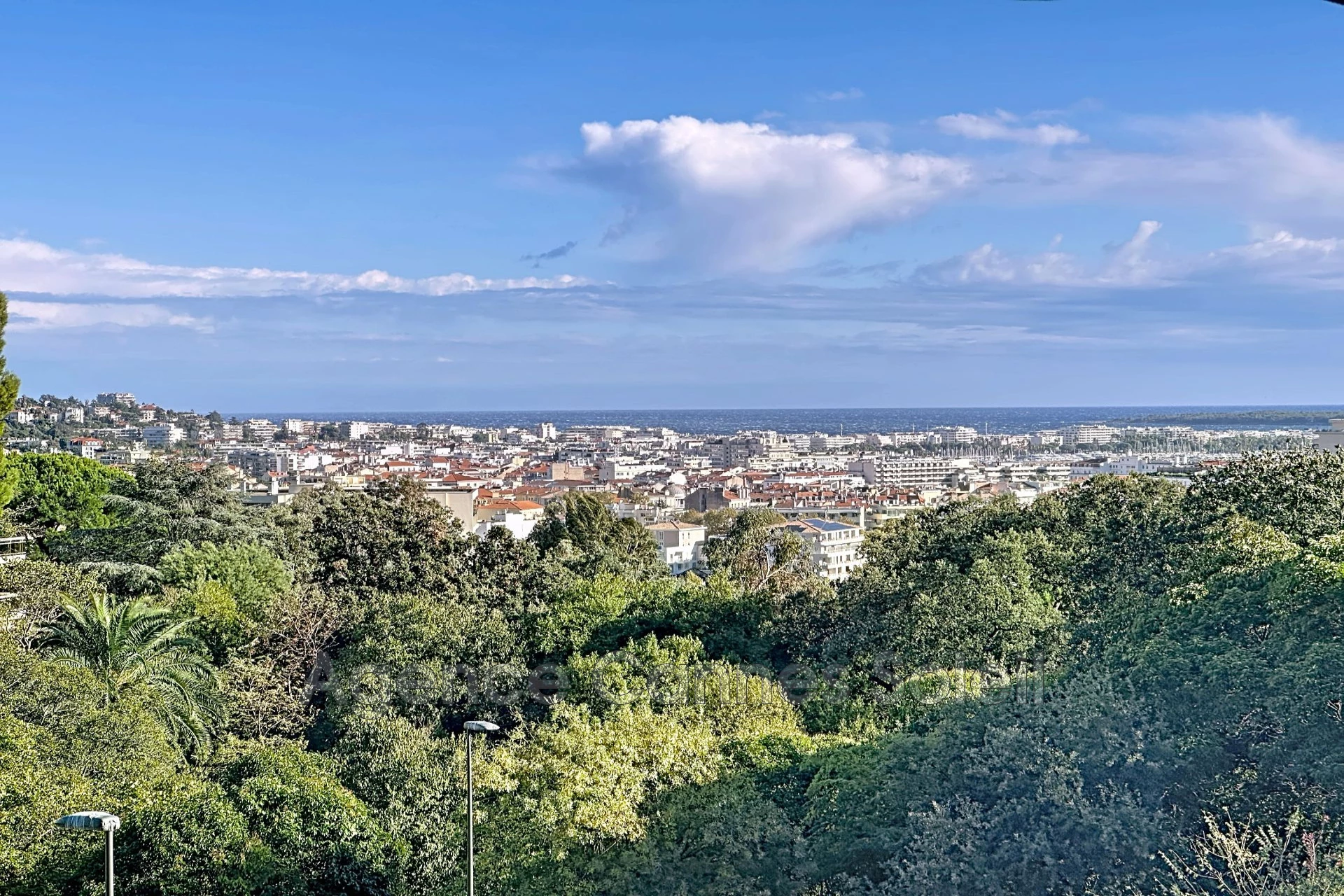 Appartement 3 pièces 77 m² · à Cannes · 77 m² · 425 000 €