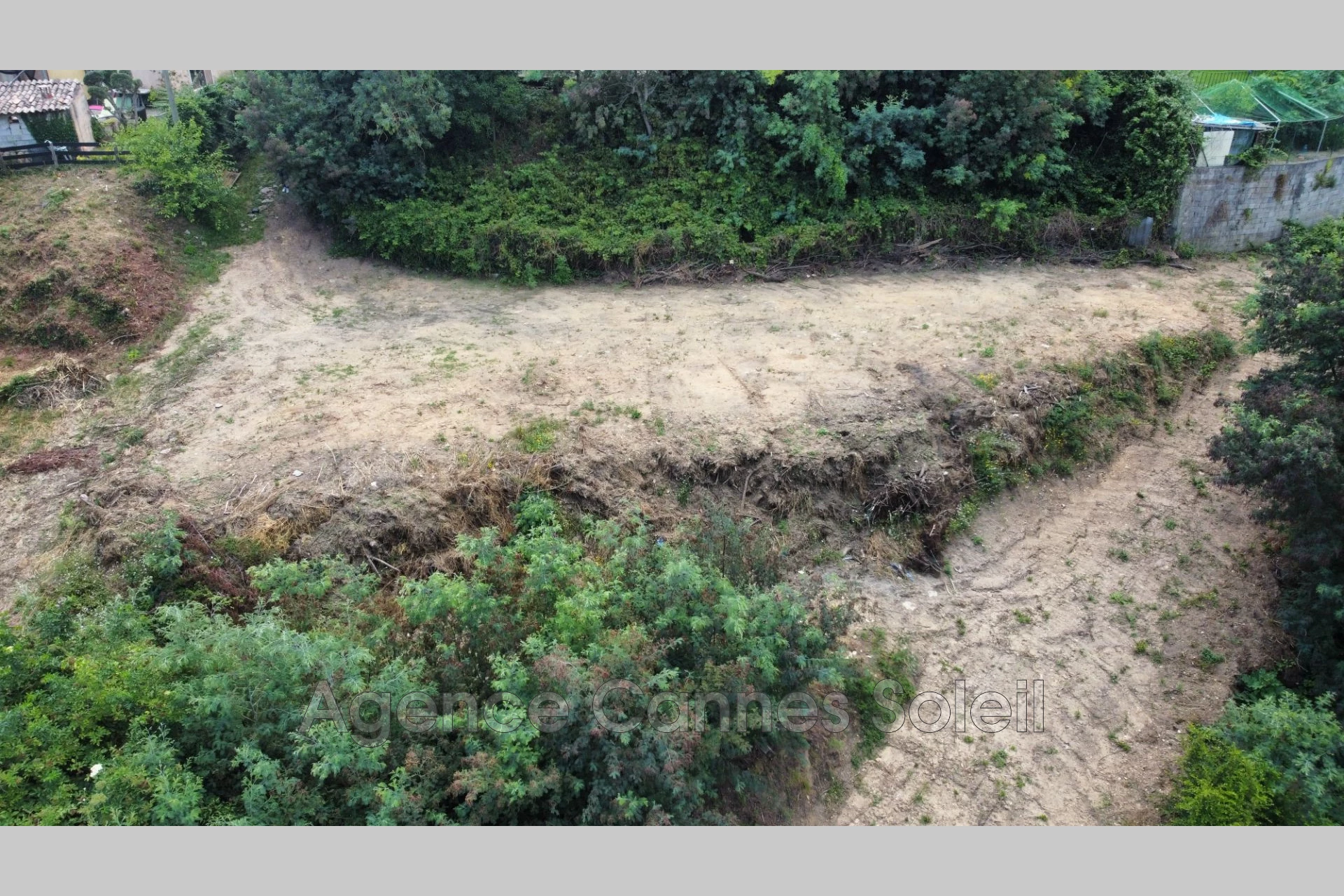 Terrain 80 m² · à Pégomas · 80 m² · 230 000 €
