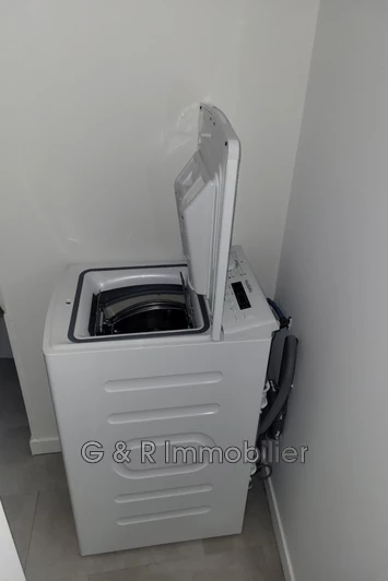 Location appartement Cuges-les-Pins  