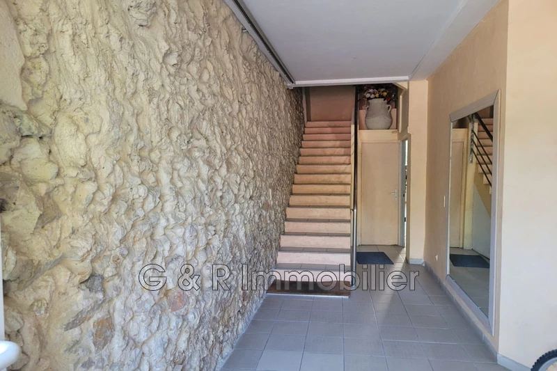 Location appartement Roquevaire  