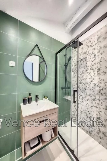 Location appartement Vence  