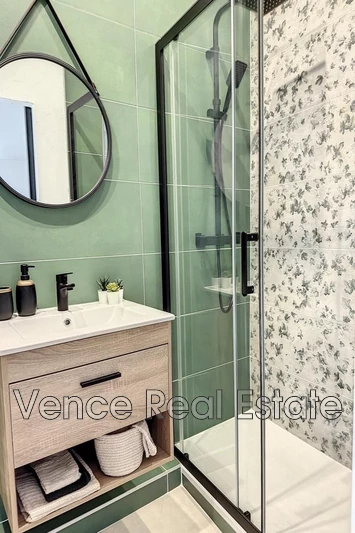 Location appartement Vence  