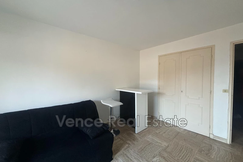 Location appartement Vence  