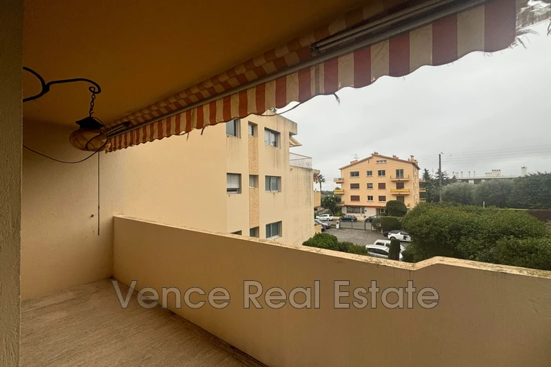 Location appartement Vence  