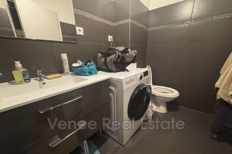 Location appartement Vence  