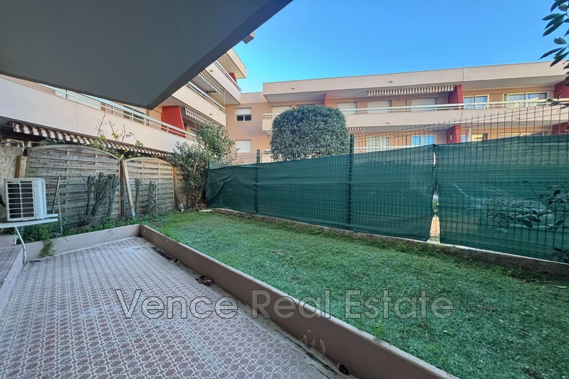 Location appartement Vence  