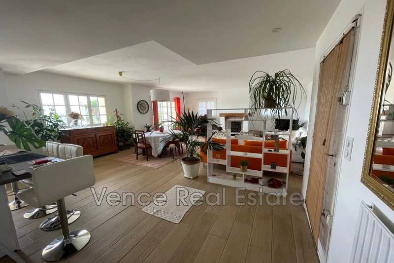 Location appartement Vence  