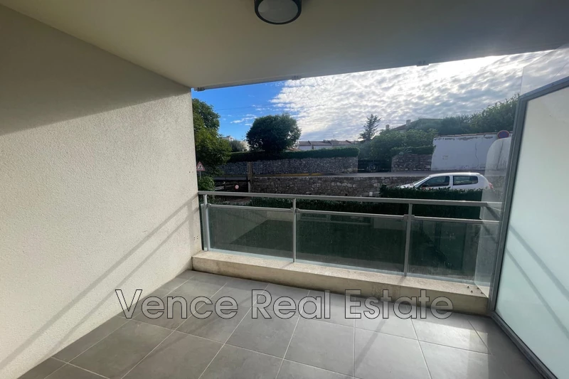 Location appartement Vence  