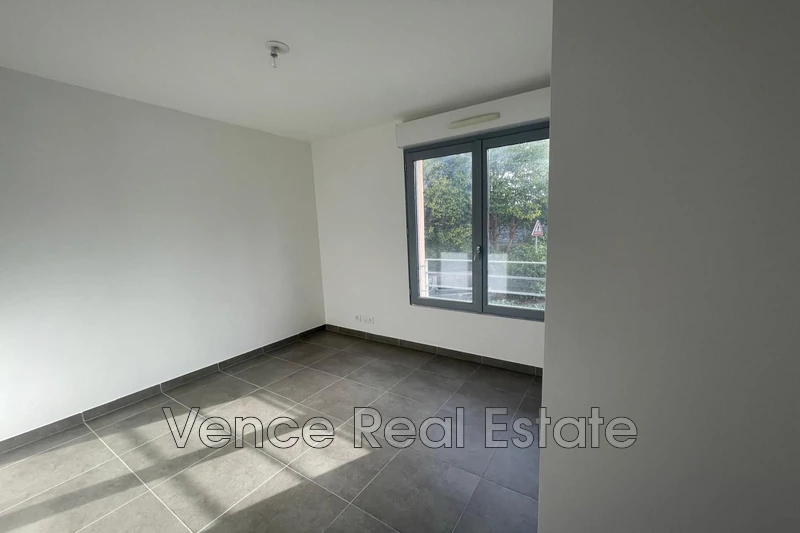 Location appartement Vence  