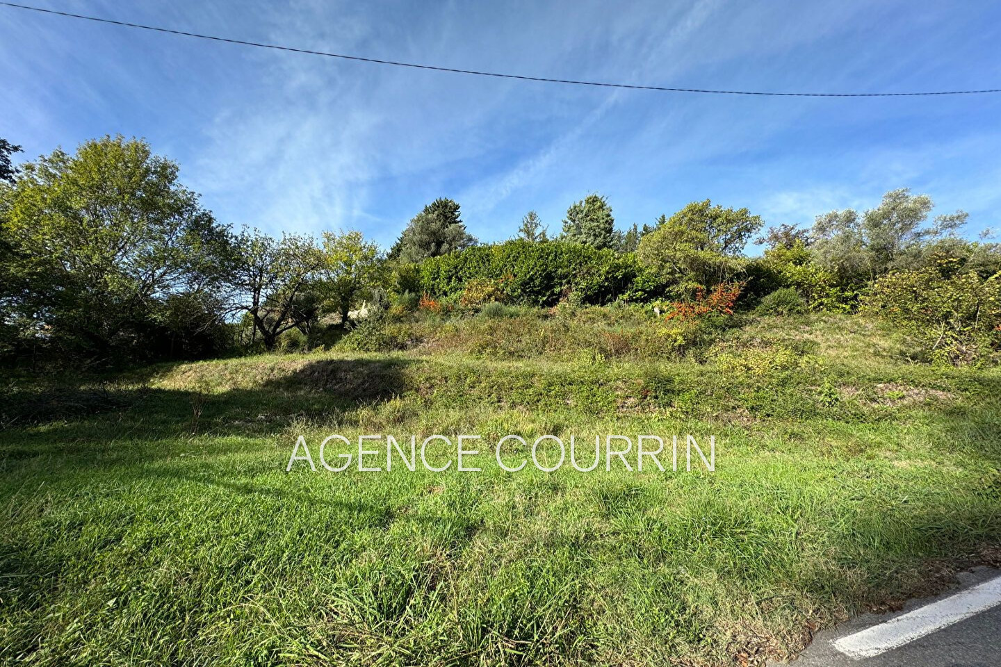 Vente Terrain 1170m² à Grasse (06130) - Agence Courrin