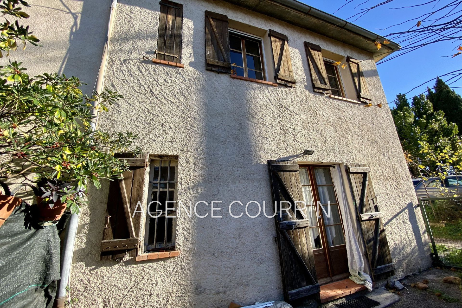 Vente Maison 79m² à Grasse (06130) - Agence Courrin