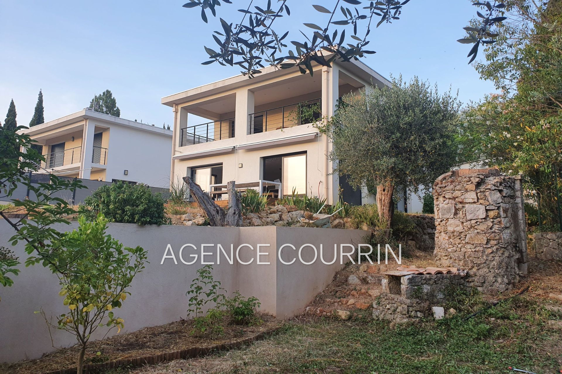 Vente Maison 105m² à Grasse (06130) - Agence Courrin