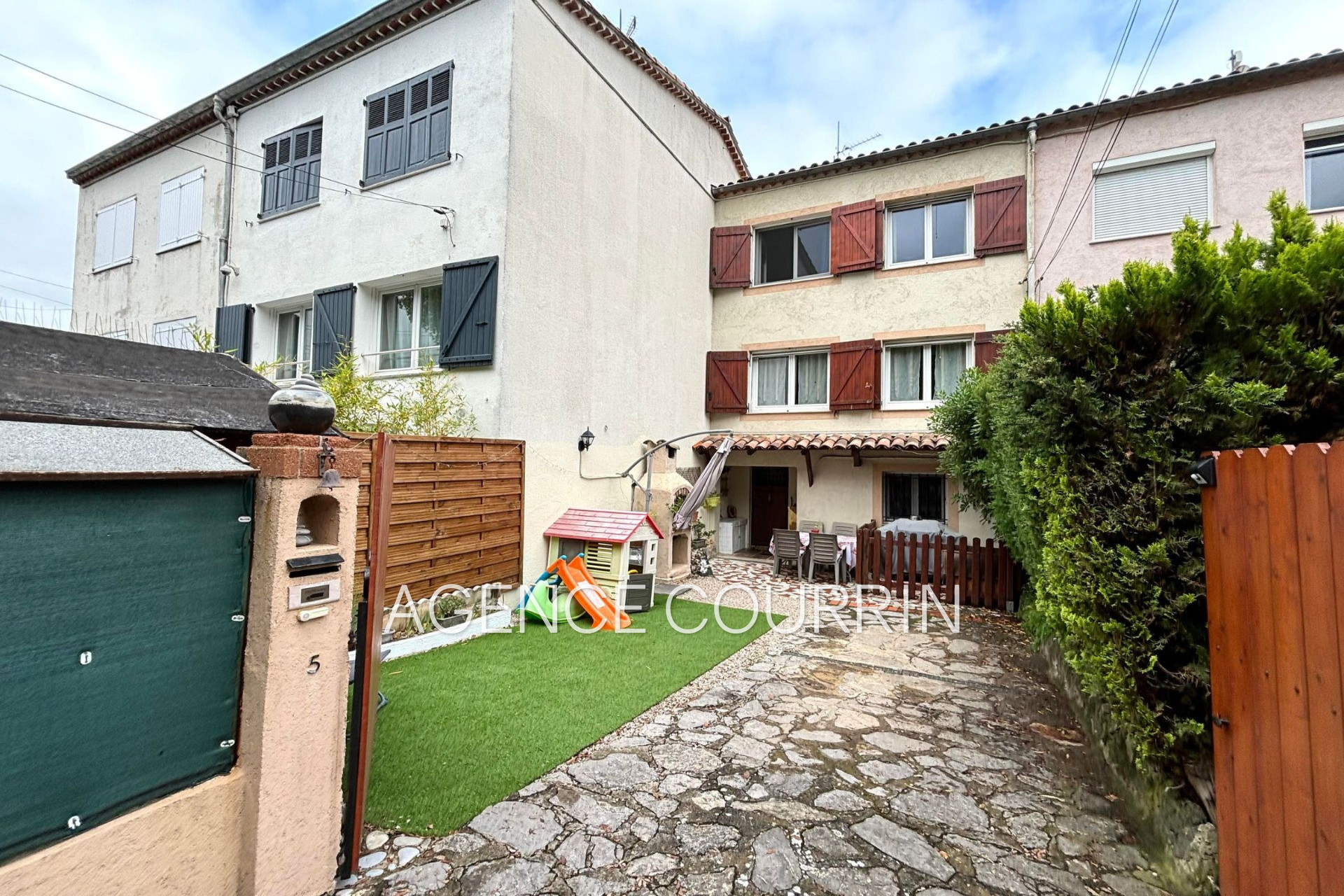 Vente Maison 71m² à Grasse (06130) - Agence Courrin