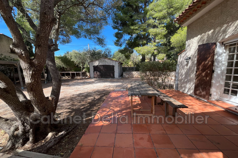 Photo n°12 - Location maison de campagne Le Revest-les-Eaux 83200 - 1 600 €