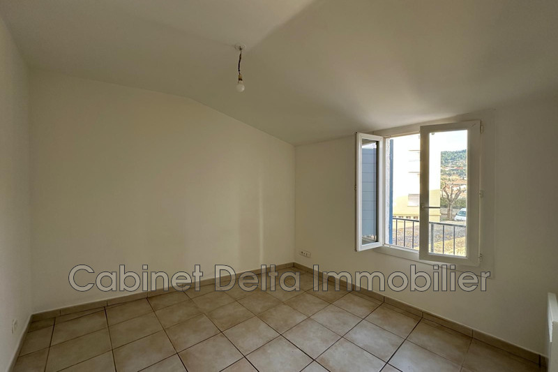 Photo n°1 - Location appartement Ollioules 83190 - 730 €