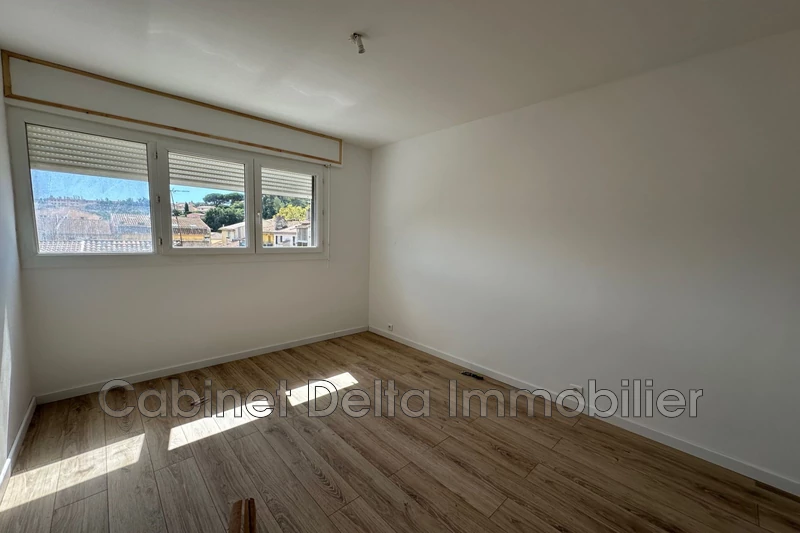 Photo n°2 - Location appartement Le Pradet 83220 - 880 €