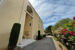 Location appartement Sanary-sur-Mer  