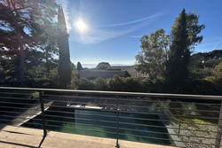 Location villa contemporaine Sanary-sur-Mer  