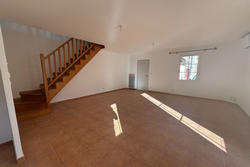 Photos  Maison de village à louer Collobrières 83610