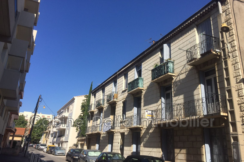 Photo n°1 - Location appartement Toulon 83100 - 450 €