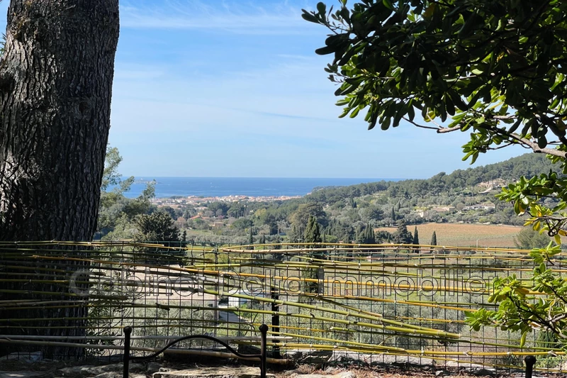 Location saisonnière villa Ollioules  