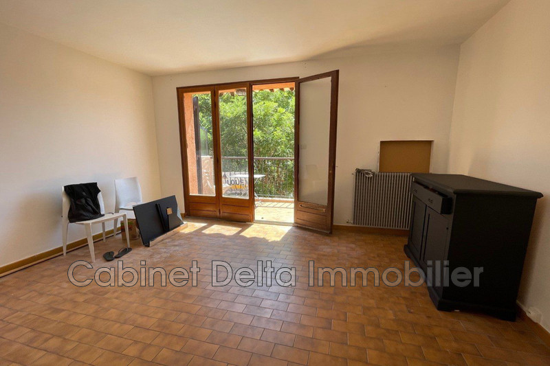 Photo n°2 - Location appartement Ollioules 83190 - 527 €