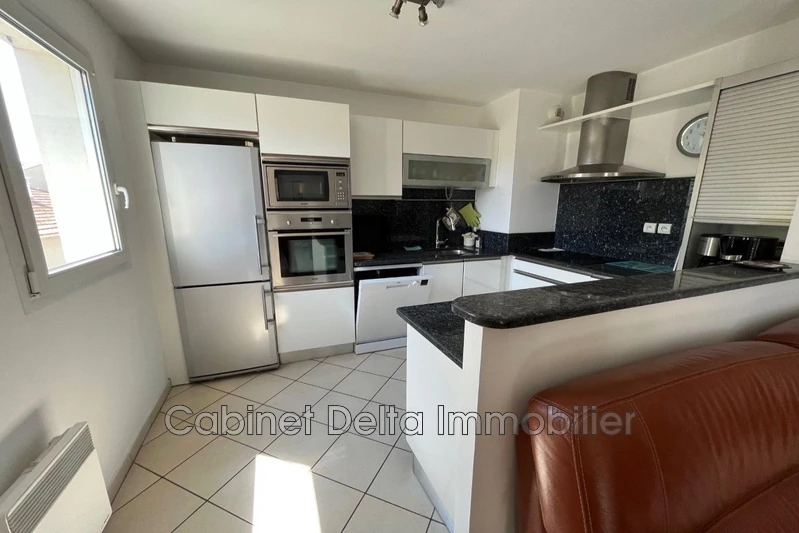 Location appartement Sanary-sur-Mer  