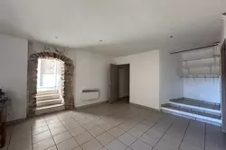 Professionnel immeuble Solliès-Ville  