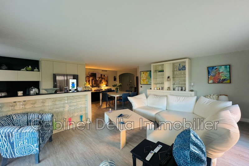 Photo n°1 - Vente appartement Sanary-sur-Mer 83110 - 875 000 €