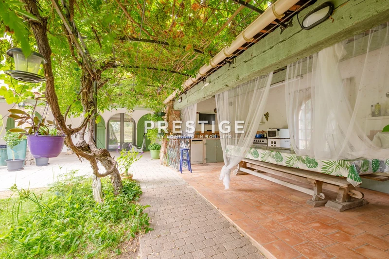 Vente propriété Roquebrune-sur-Argens  