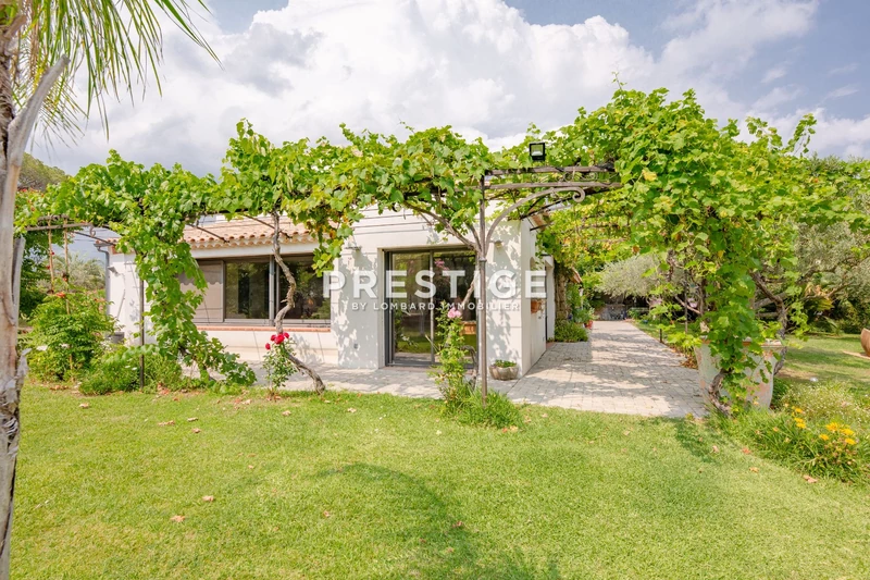 Vente propriété Roquebrune-sur-Argens  