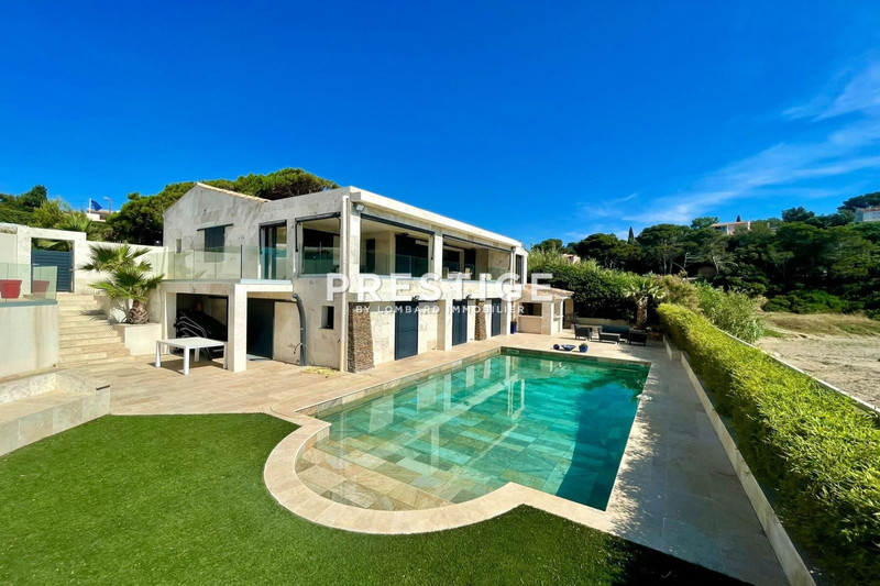 Photo n°2 - Vente Maison villa Saint-Aygulf 83370 - 3 995 000 €