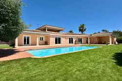 Photos  Maison à vendre Fréjus 83600