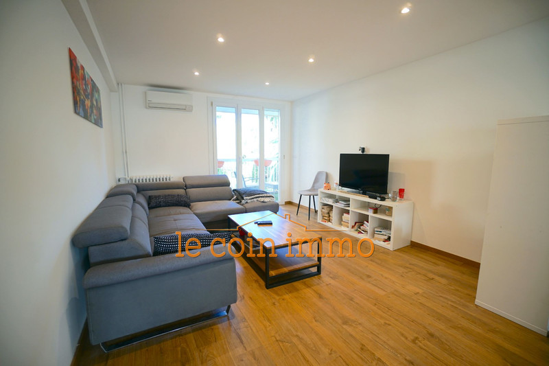 appartement  4 pièces  Antibes Combes  80 m² -   