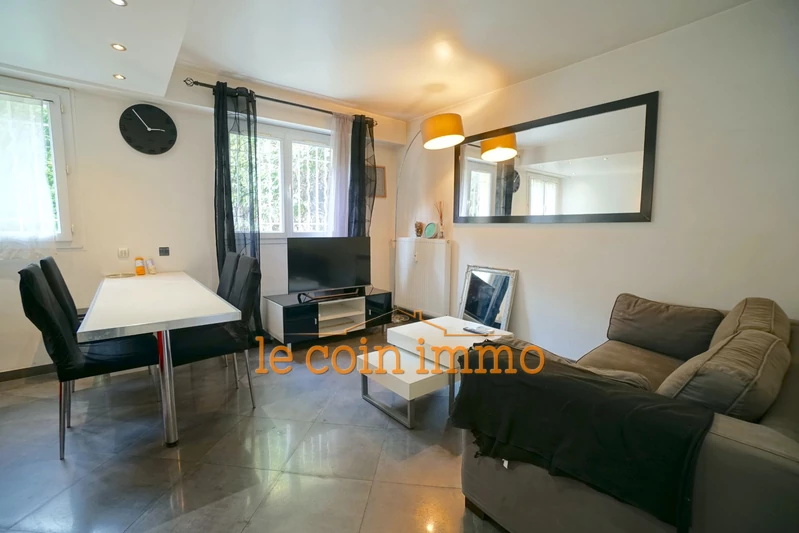 appartement  Antibes Antibes hauteurs  34 m² -   