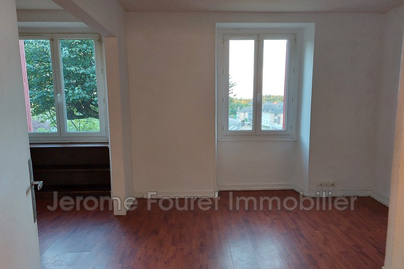 Location appartement Neuvic  