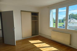 Location appartement Montaignac-Saint-Hippolyte  