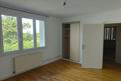 Location appartement Montaignac-Saint-Hippolyte  