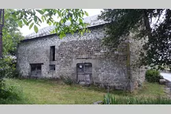 Vente grange Sarran  