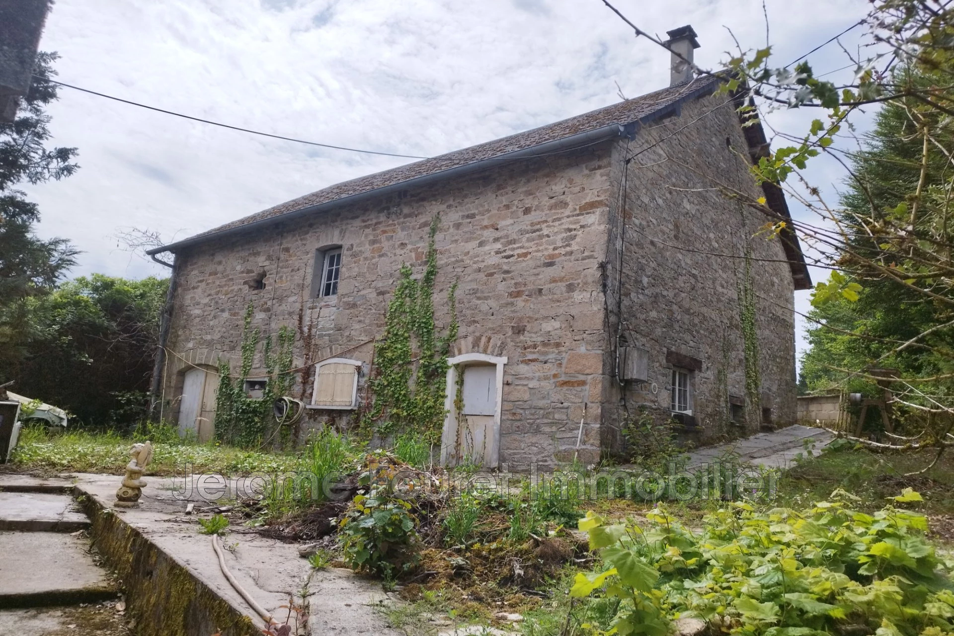Maison 6 pièces 320 m² · à Madranges · 320 m² · 128 600 €