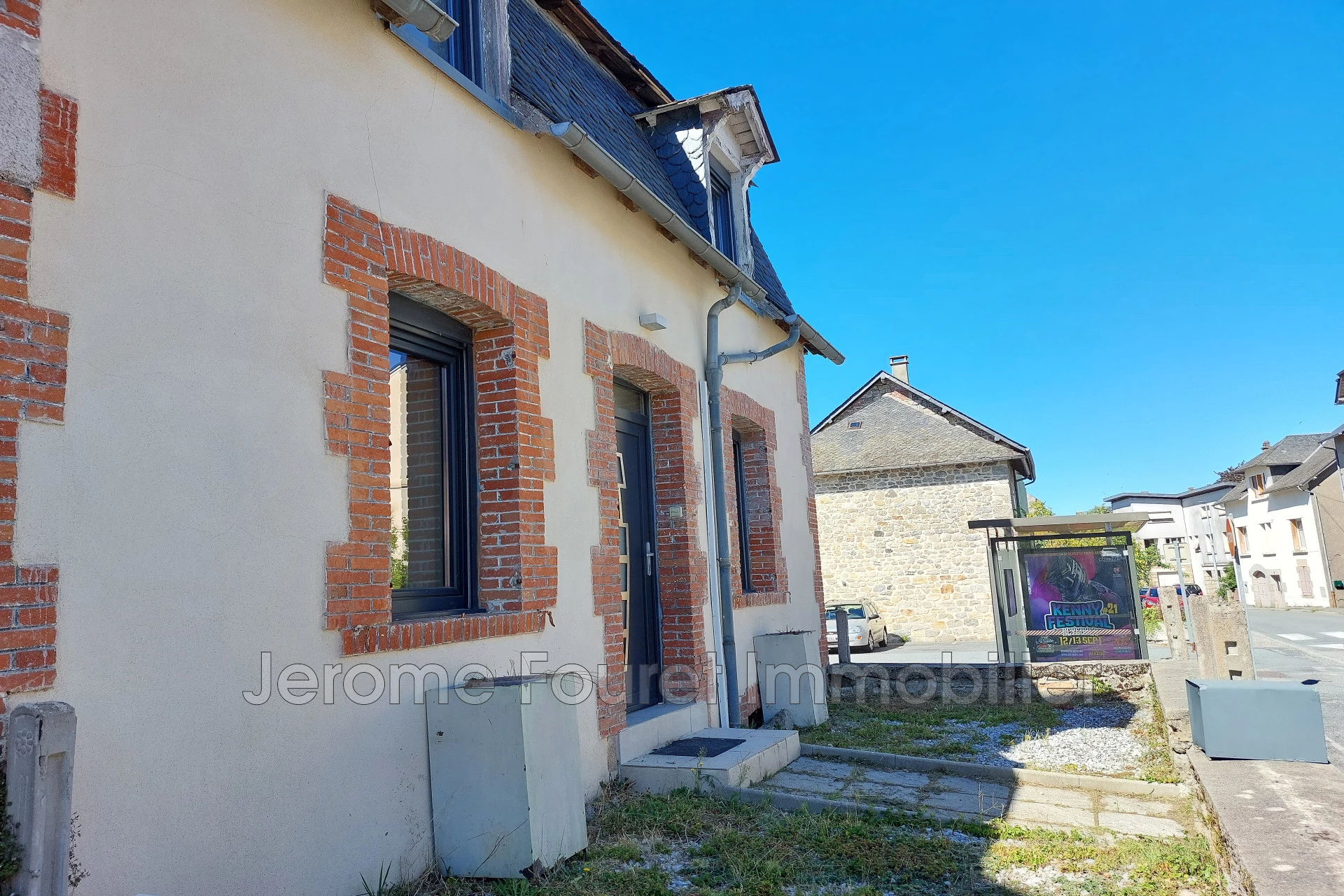 Maison 5 pièces 369 m² · à Égletons · 369 m² · 143 000 €