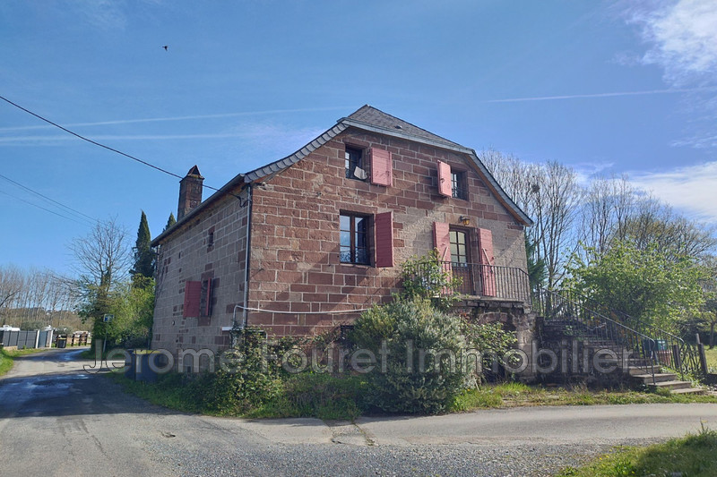 Vente maison Saint-Pantaléon-de-Larche  