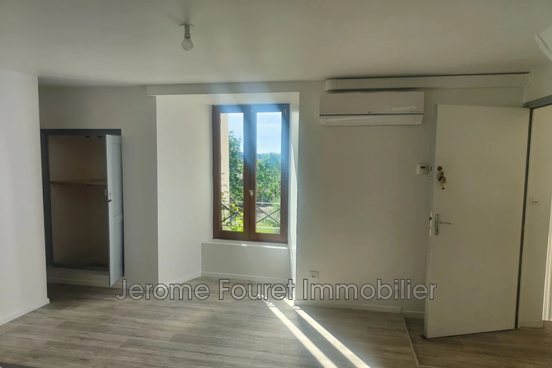 Vente immeuble Neuvic  