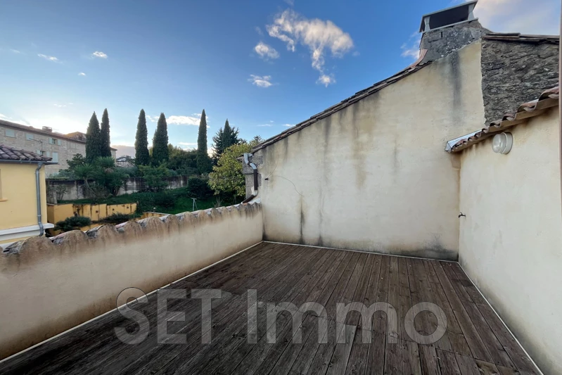 Professionnel local professionnel Uzès  