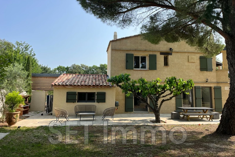 Vente maison de caractère Collias Vente maison de caractère Collias