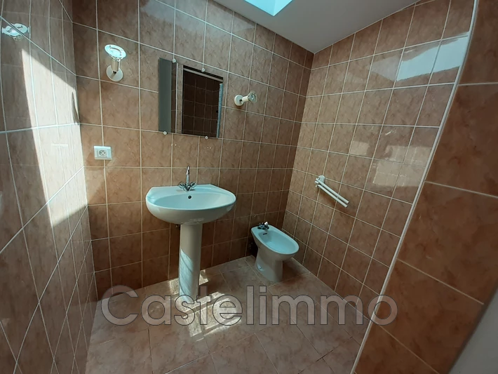 Location maison Lavit  