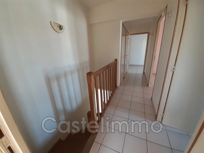 Location maison Lavit  