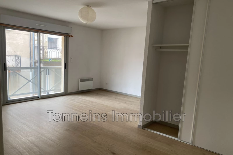 Location appartement Tonneins  